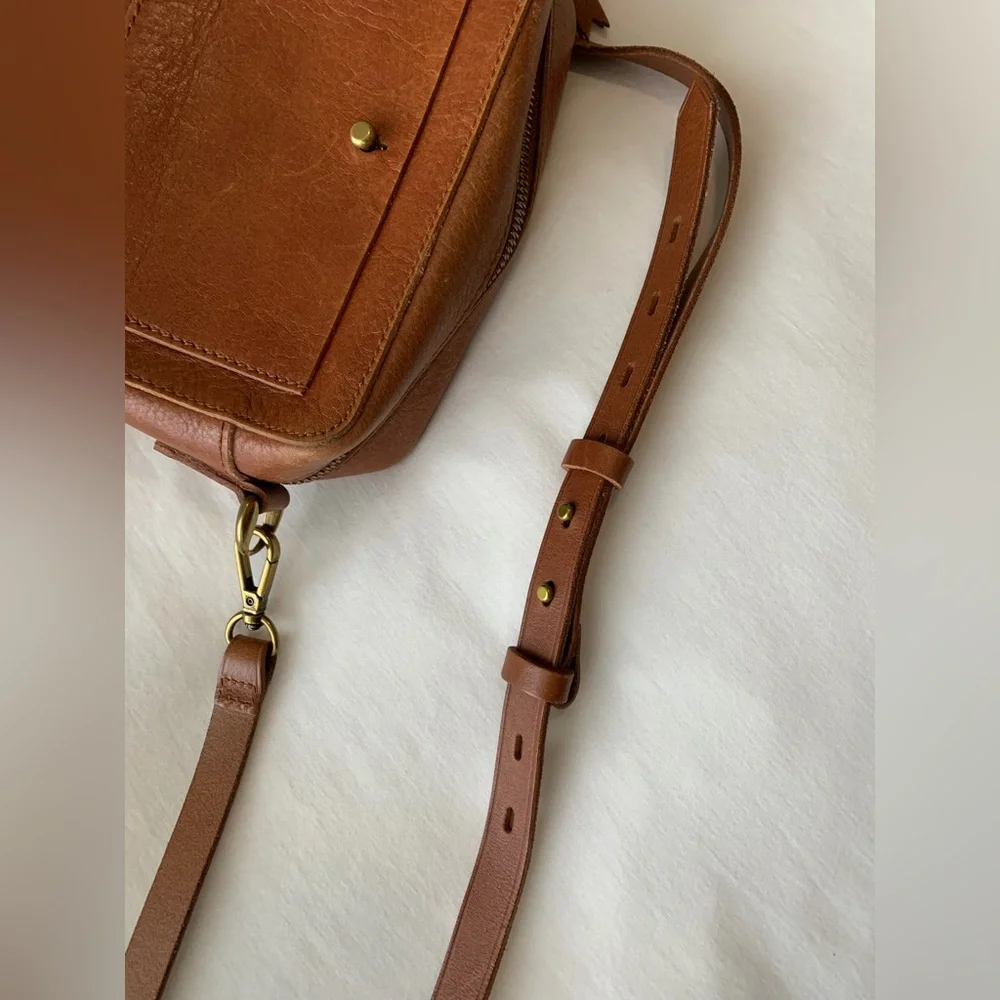 Madewell Tan Leather Crossbody Bag - Picture 7 of 7